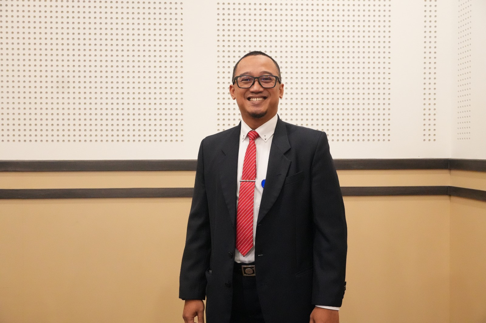 Dr. Ade Irfansyah, ST, MT
